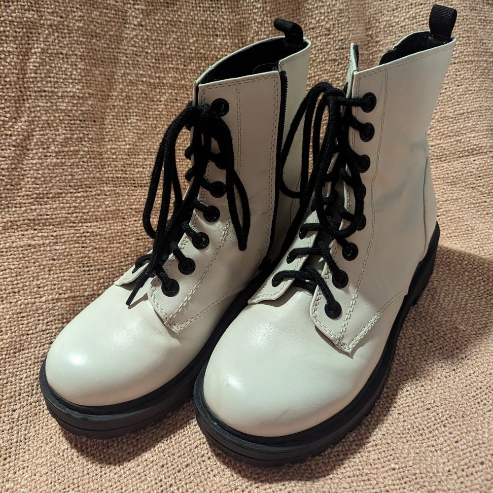 White combat boots.  Size 9